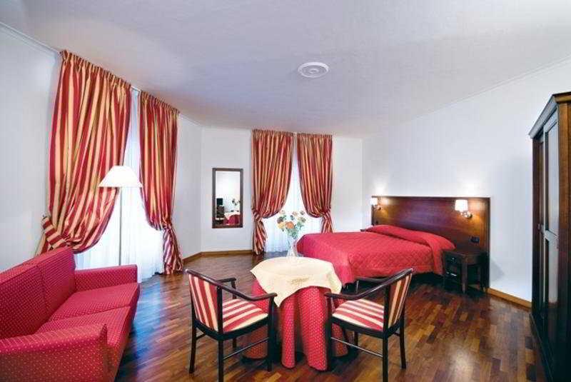 A.rivederci Roma Luxury 4*