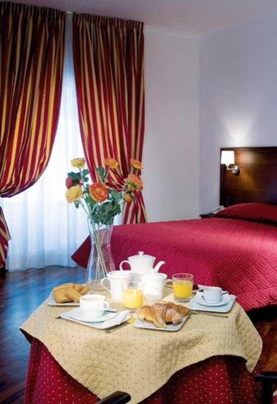 A.rivederci Roma Luxury Hotel